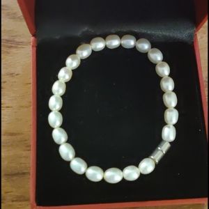 Peral bracelet
